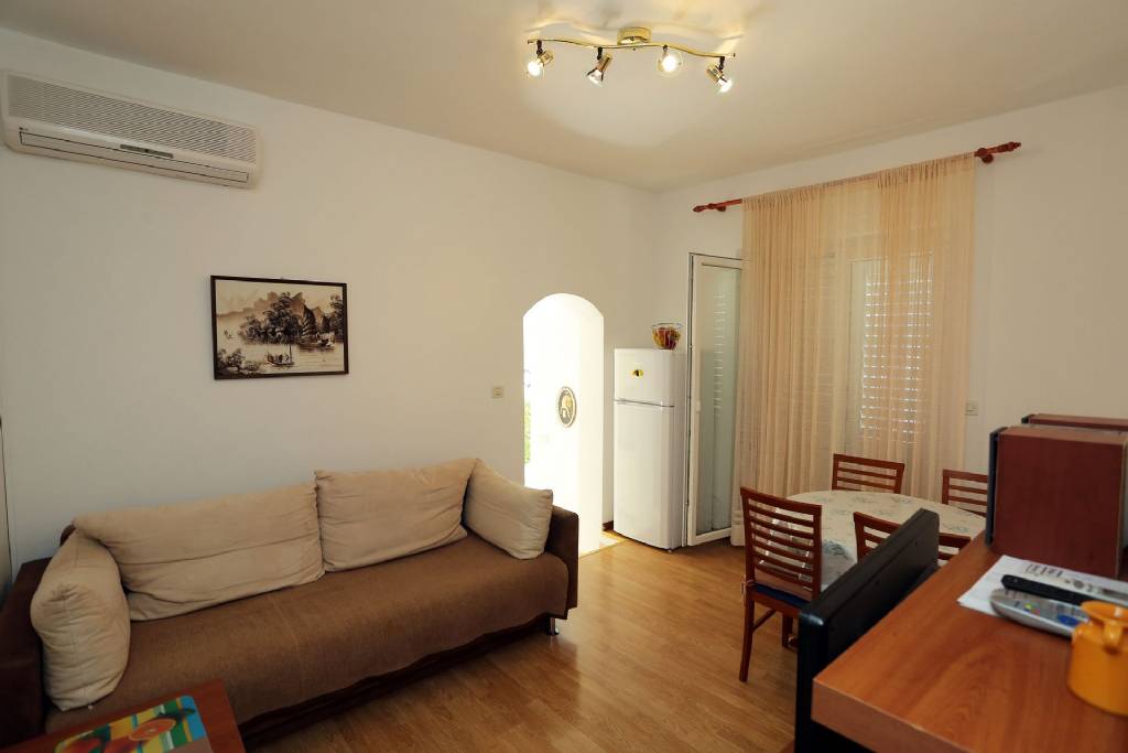 Otok Brač  Supetar - Apartmani Ali - modern apartments: - Apartman 1