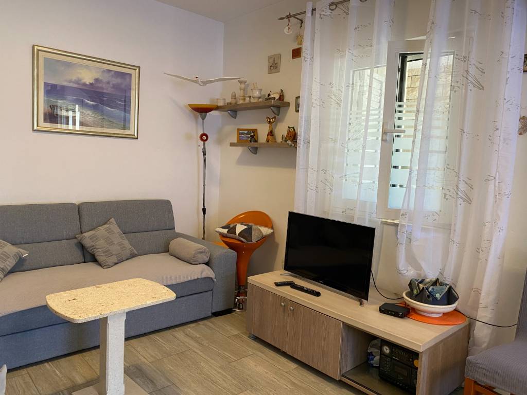 Otok Brač  Mirca - Apartmani Jak - comfortable apartments: - Apartman 1