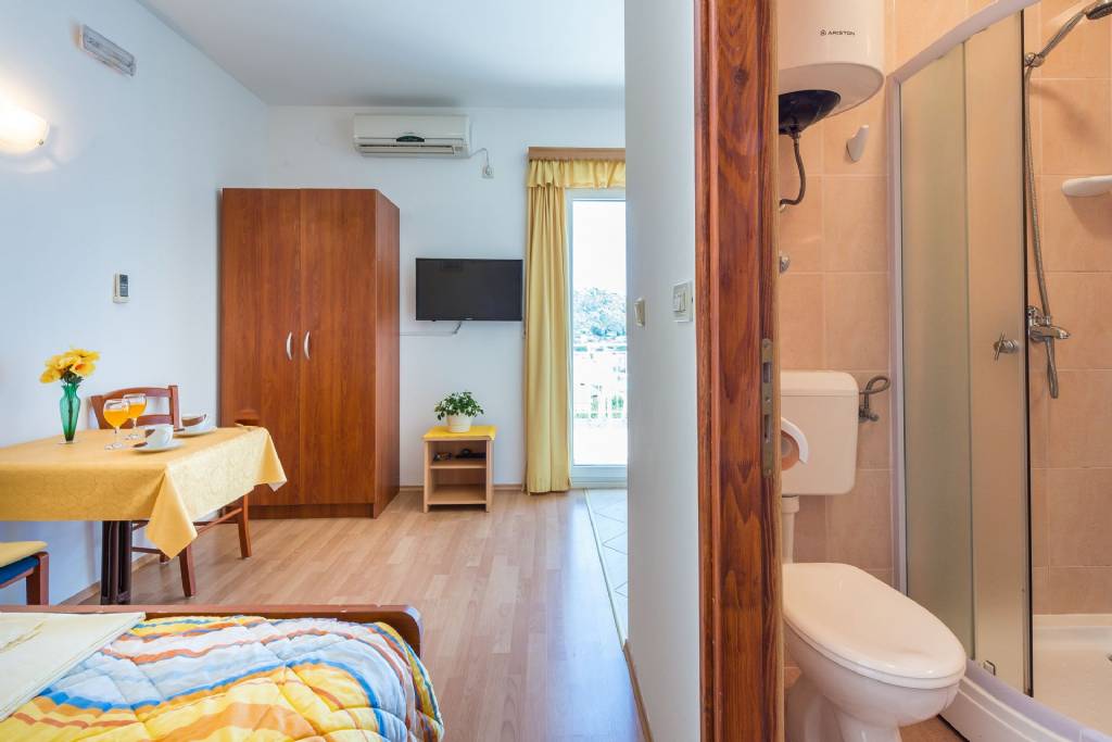 Rivijera Dubrovnik  Srebreno - Apartmani Mat - free parking: - Apartman Studio 3