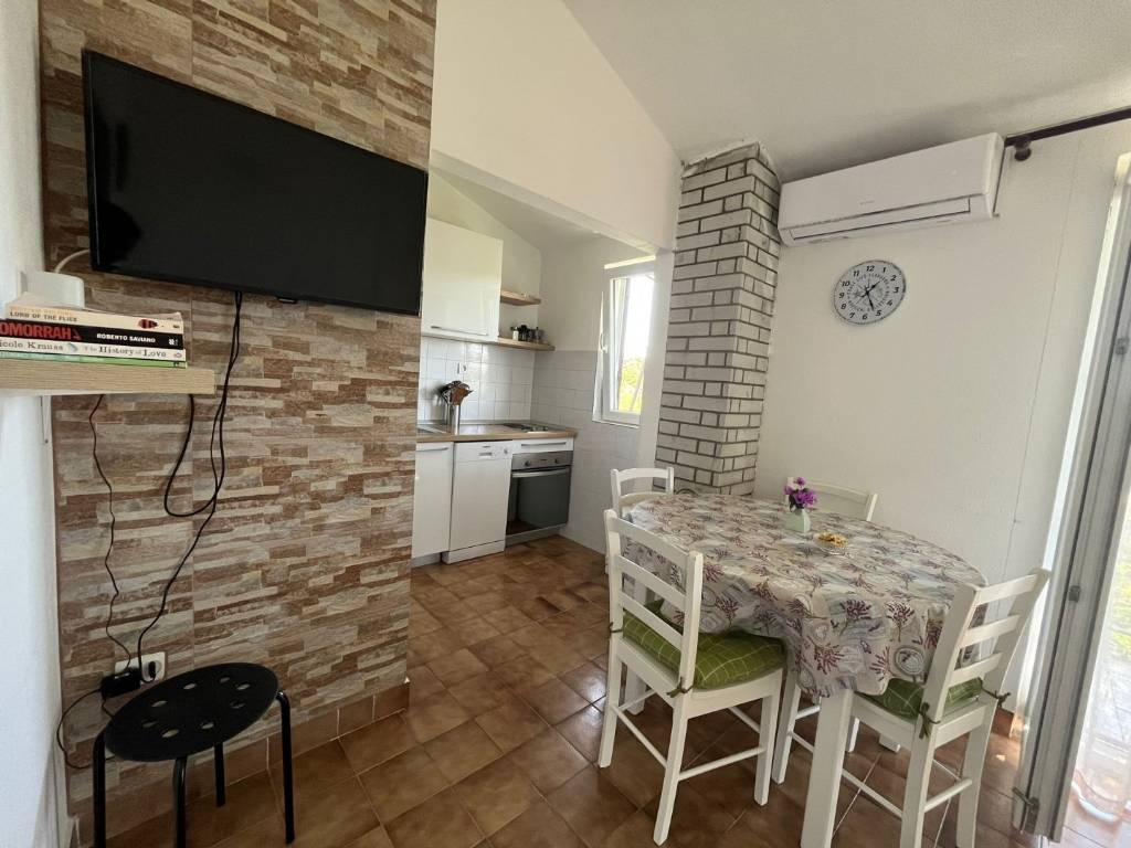 Otok Šolta  Maslinica - Apartmani Željko - affordable and with sea view - Apartman 1