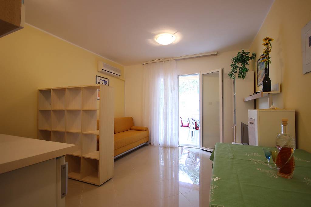 Otok Pag  Novalja - Apartmani Dino - apartments with hot tub: - Appartamento 3