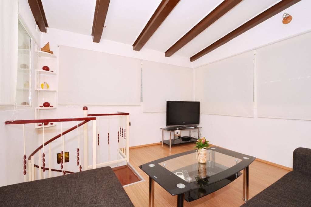 Rivijera Trogir  Trogir - Apartmani Irvin - sweet apartment : - Appartement 1