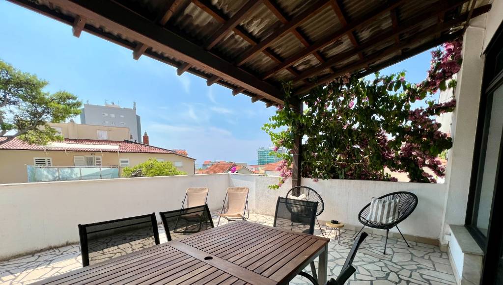 Rivijera Makarska  Makarska - Apartmani Denis - great location & large terrace: - Apartman 1
