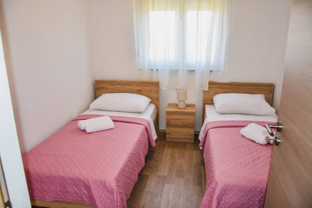 Rivijera Zadar  Zaton - Apartmani FRANE - family apartment - Apartman 2