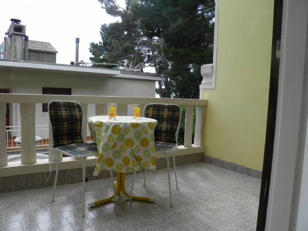 Rivijera Makarska  Brela - Apartmani Angela -  with beautiful courtyard: - Appartement Studio 3