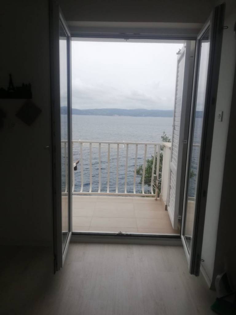 Rivijera Omiš  Pisak - Apartmani Mirela - with sea view, balcony: - Apartman 1