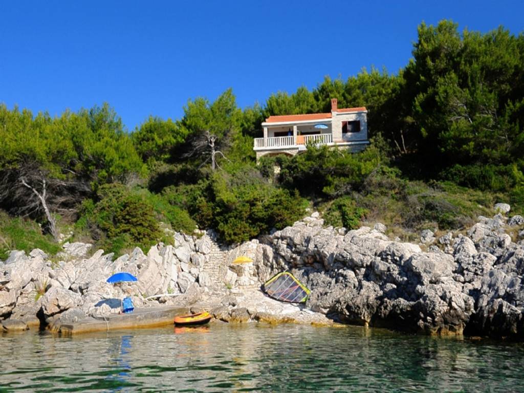 Apartmani Desa - 10 m from the beach :, Prižba - Otok Korčula 