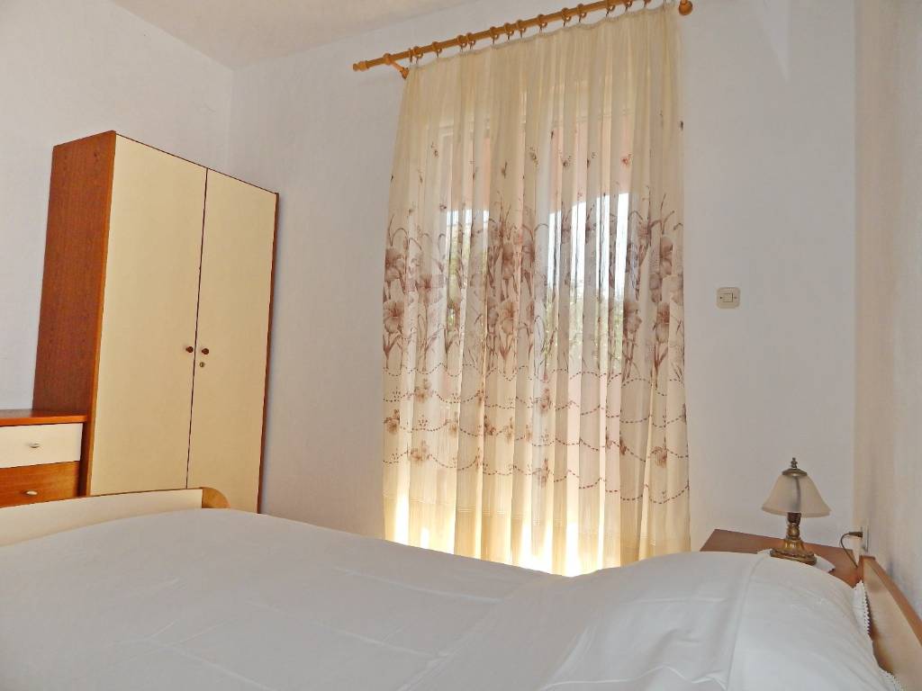 Otok Pag  Pag - Apartmani Luce - family friendly & parking: - Appartement 4