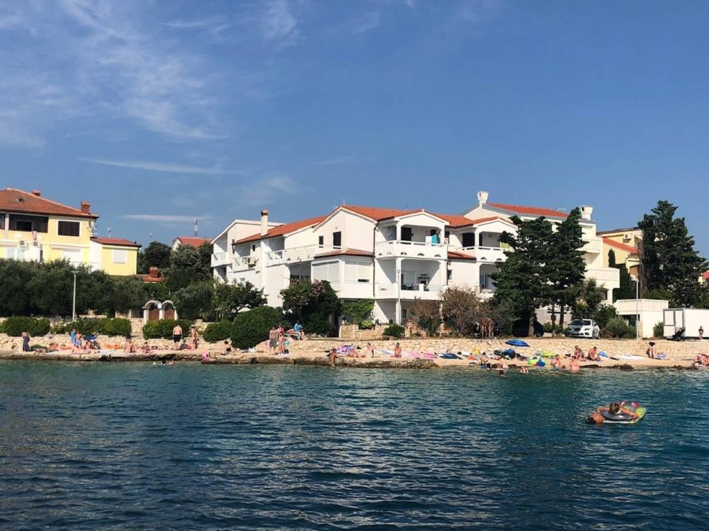 Apartmani Milja - 10 m from sea:, Mandre - Otok Pag 