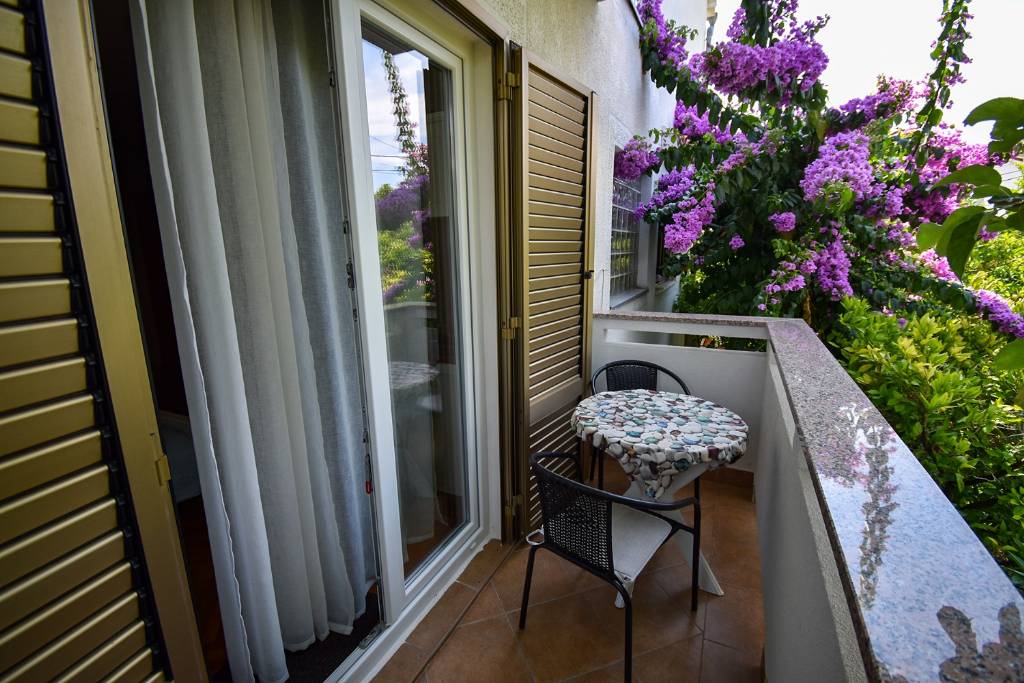 Otok Rab  Palit - Apartmani Frane - with garden: - Appartement Studio 3