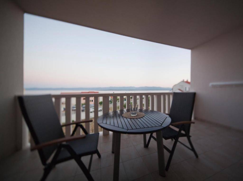 Otok Brač  Bol - Apartmani Ivy - modern with terrace: - Apartman 3