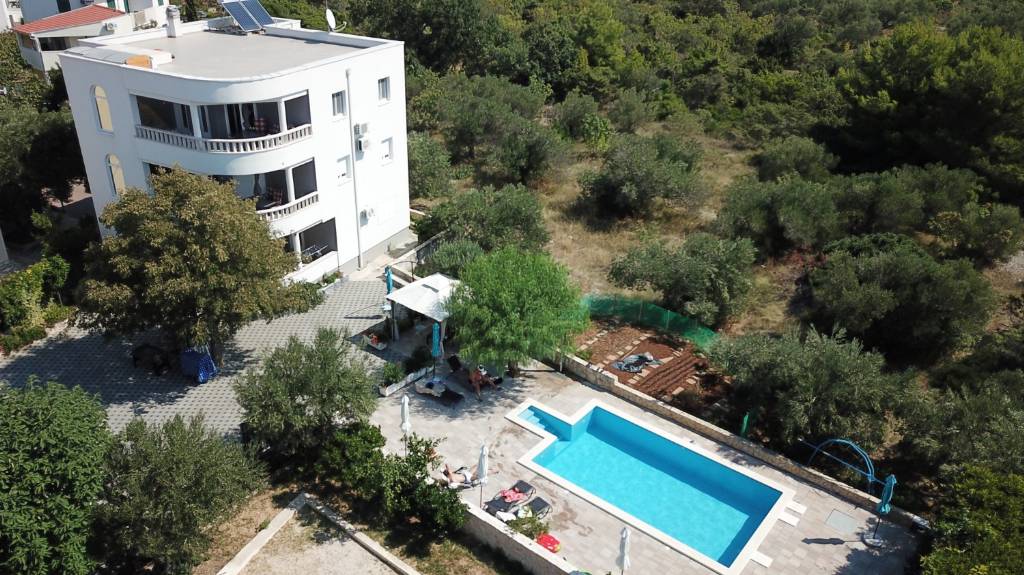 Apartmani Bozi - with pool:, Rogoznica - Rivijera Šibenik 