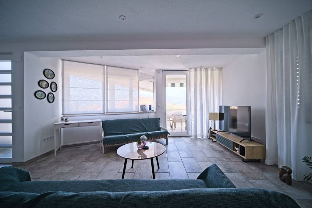 Otok Brač  Postira - Apartmani Feng - comfy and sea view : - Apartman 1