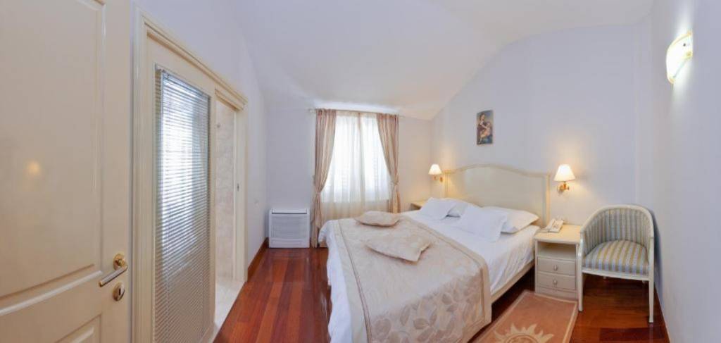 Rivijera Makarska  Brela - Apartmani Beachfront luxury condos :  - Appartement 11