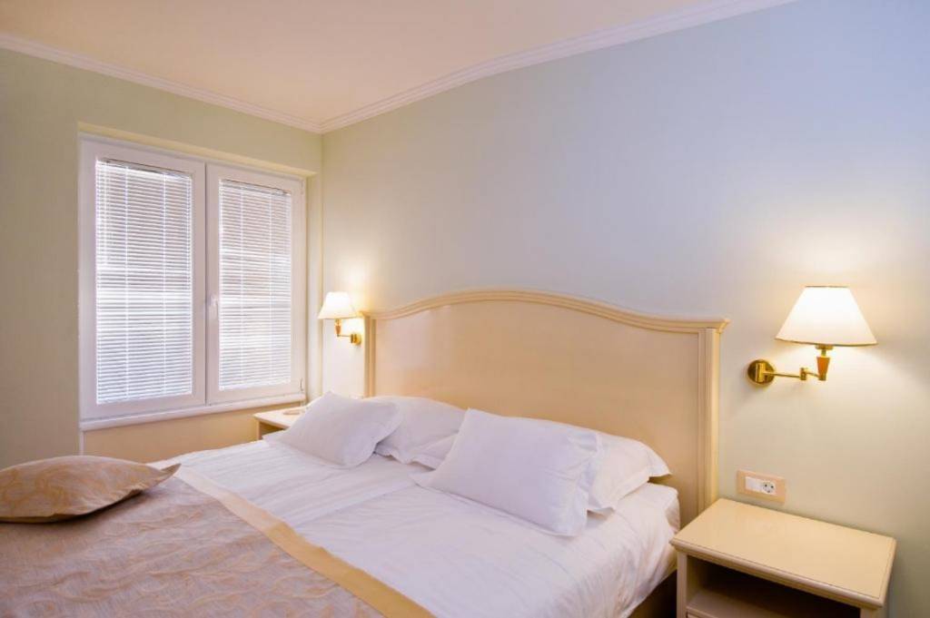 Rivijera Makarska  Brela - Apartmani Beachfront luxury condos :  - Appartement 9