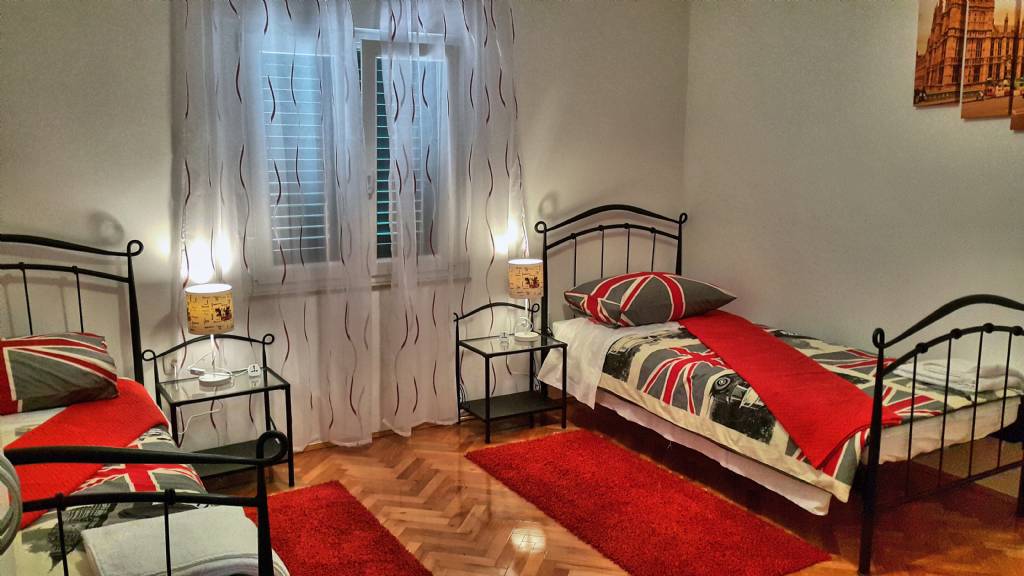 Split Kaštel Sućurac - Cosy Apartment Mendy Kaštela - Whole Space for You - Apartman 1