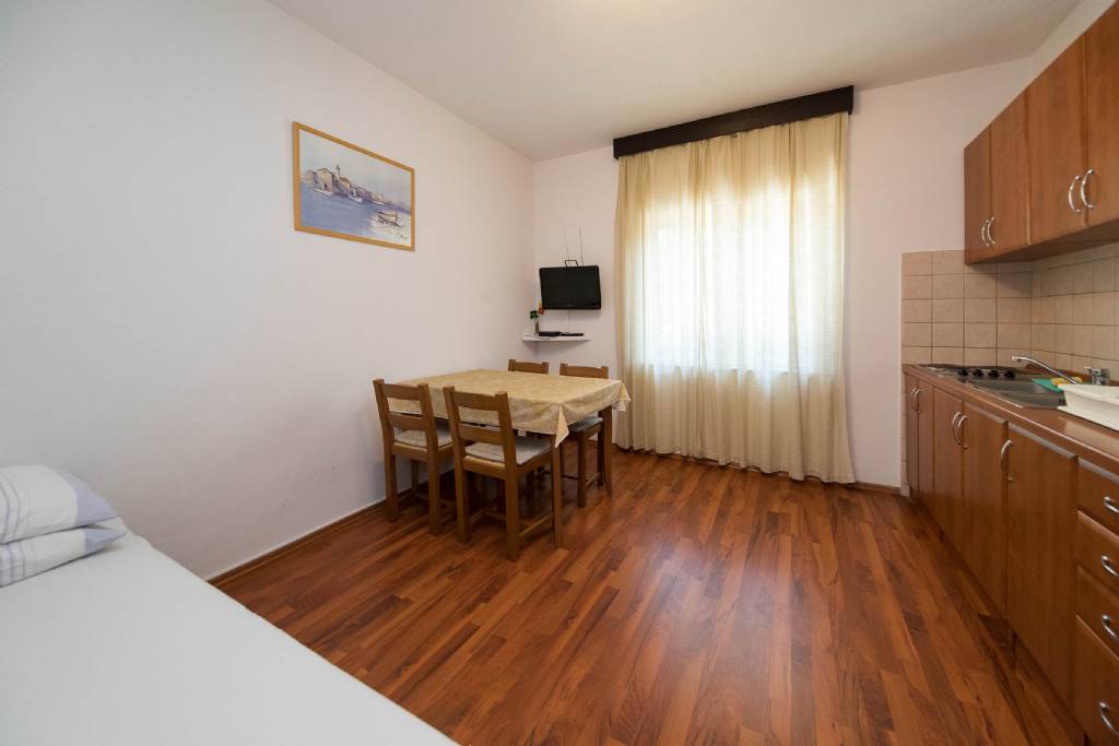  Crikvenica - Apartmani Slavica - Appartement 1