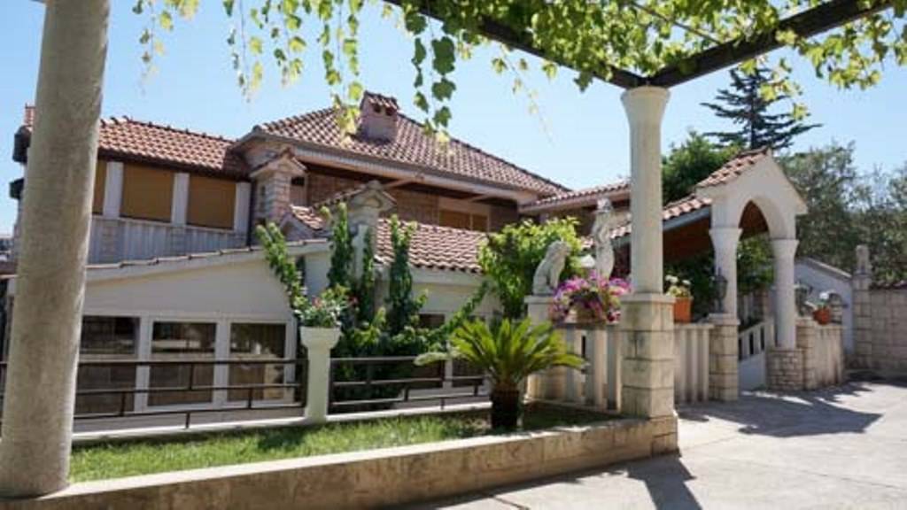 Brač Splitska - Apartman Soba - Apartman/sobe Mišetić: Detalji ...