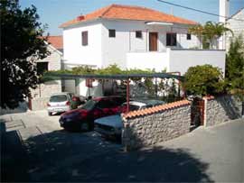 Apartmani Karla ..