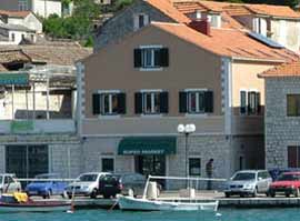 Villa Jidro ..