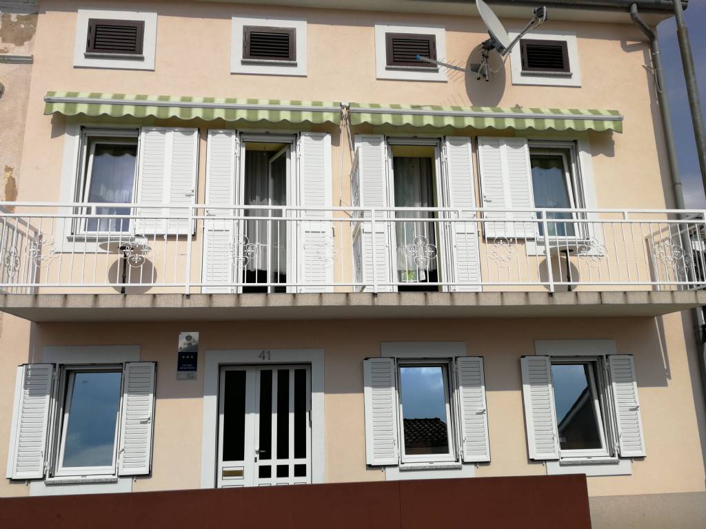 Crikvenica - ApartmanSoba - Apartmani Horvat: Detalji ... Crikvenica - ApartmanSoba - Apartmani Horvat: Detalji ...