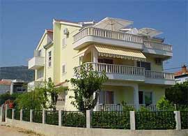 Split Kaštel Lukšić - Apartman Soba - Apartmani Zović ..