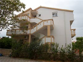 Pag Novalja - Apartman Soba - Apartmani Junaković ..