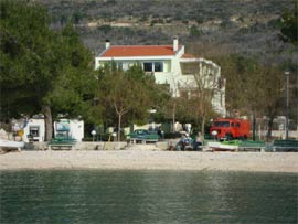 Makarska Promajna - Apartman Soba - Apartmani Marin ..