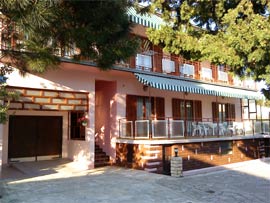  Starigrad Paklenica - Apartment Room - Apartmani Mare Monti: Details ...